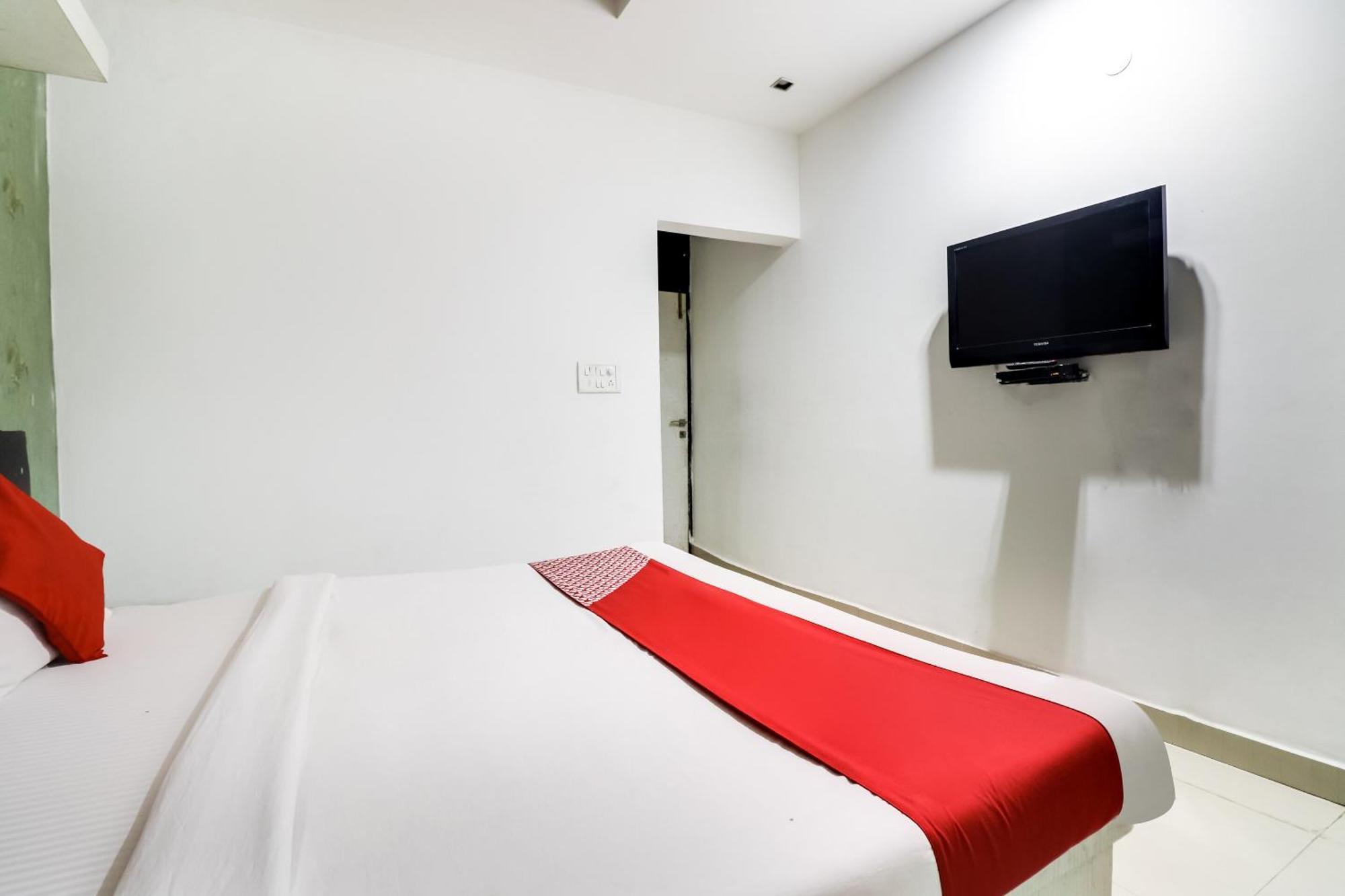 Oyo Flagship Just-9 Inn Near Sahara Ganj Mall Lucknow Dış mekan fotoğraf